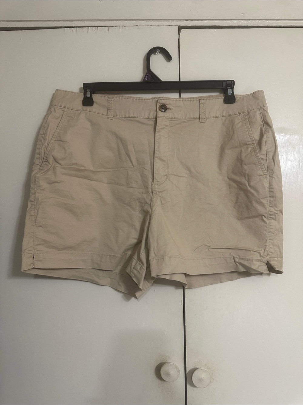 Old Navy Women's High-Waist Khaki Beige Shorts
